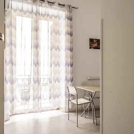 Glamour Couette-café 3*