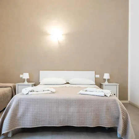 Bed & Breakfast Glamour