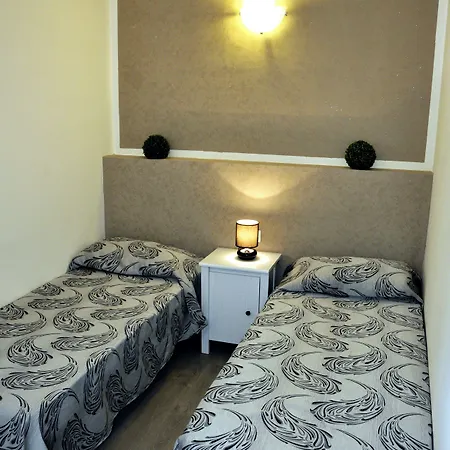 Bed & Breakfast Glamour 3*