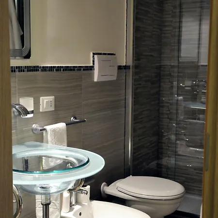 Glamour Bed & Breakfast 3*